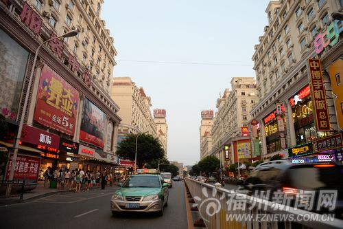 實(shí)體服裝批發(fā)業(yè)交易額年年下跌